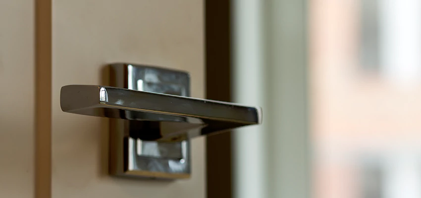 Door Lever Knob Repair in Elk Grove, California