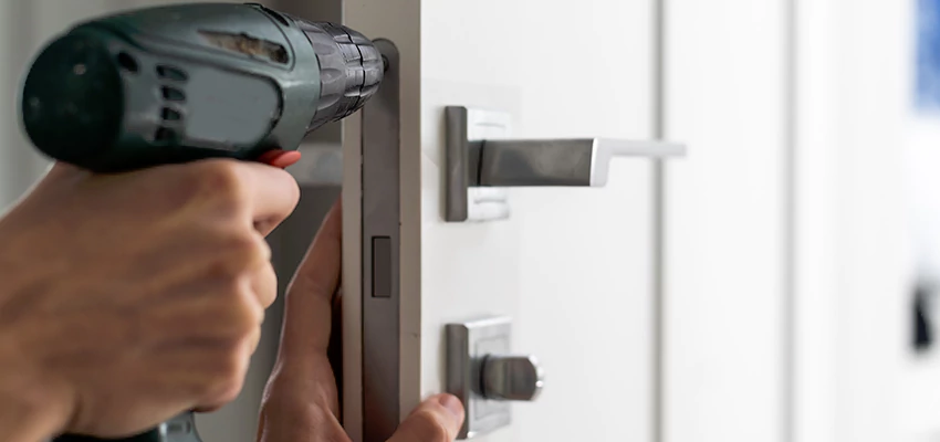 Locksmith For Lock Replacement Near Me in Elk Grove, CA